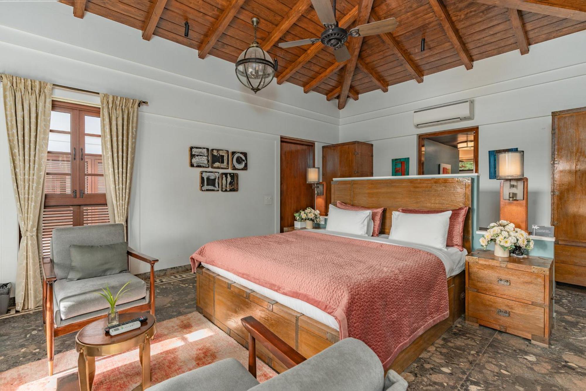 Azara Beach House - 5 Bhk Designer Villa, Candolim Beach Kültér fotó