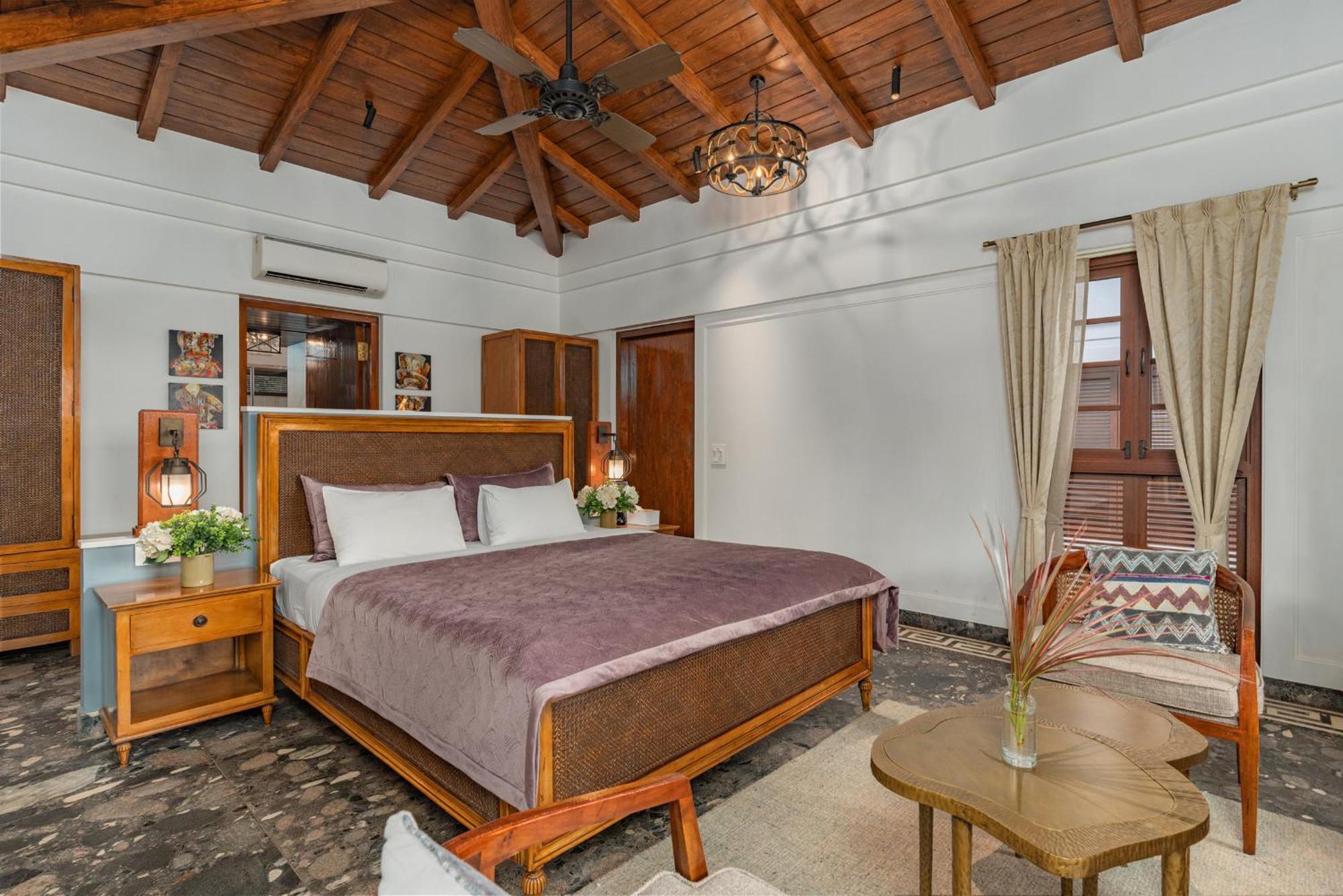 Azara Beach House - 5 Bhk Designer Villa, Candolim Beach Kültér fotó